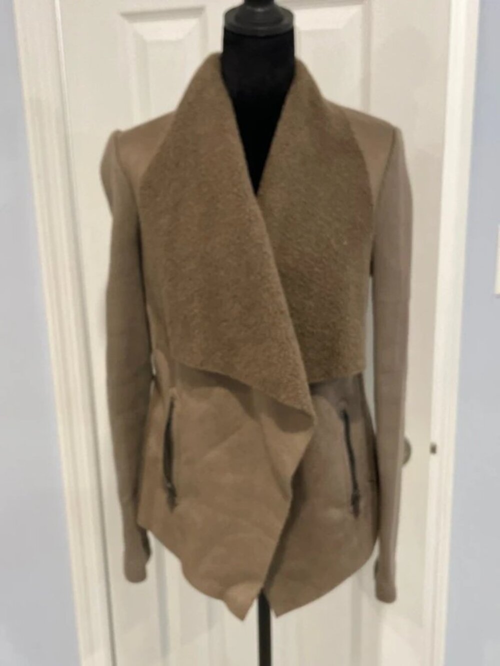 Forever 21 Women’s Taupe Faux Shearling Draped Jacket S